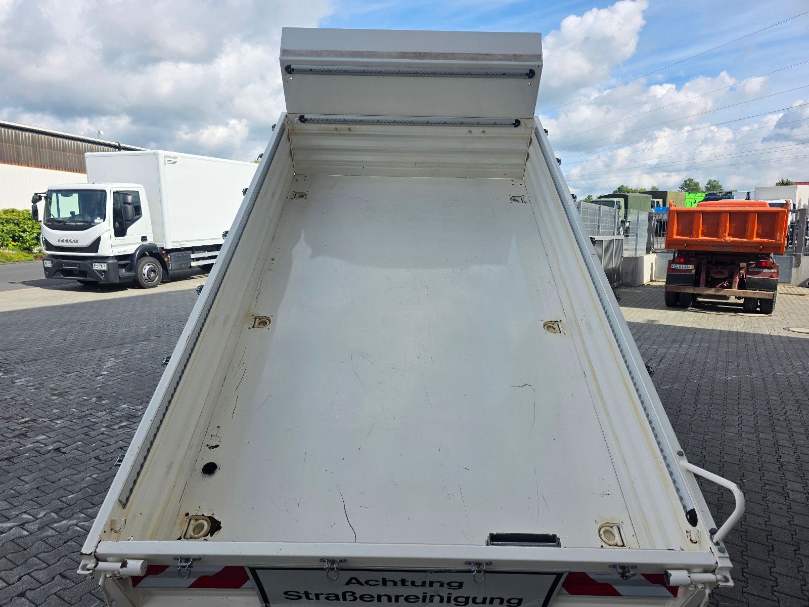 Fahrzeugabbildung Multicar M31 4x4 Allrad-Kipper, Hydraulik, Klima