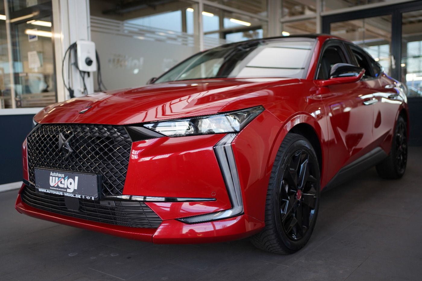 Fahrzeugabbildung DS Automobiles DS4 PureTech 130 EAT8 Performance Line Anhängerk