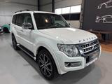 Mitsubishi Pajero/3.2/DI-D/Final/Edition/PANO/AHK/2.HAND - gebrauchte Mitsubishi Pajero aus dem Jahr 2016