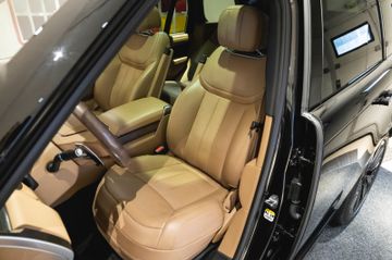 Land-Rover Range Rover - 7