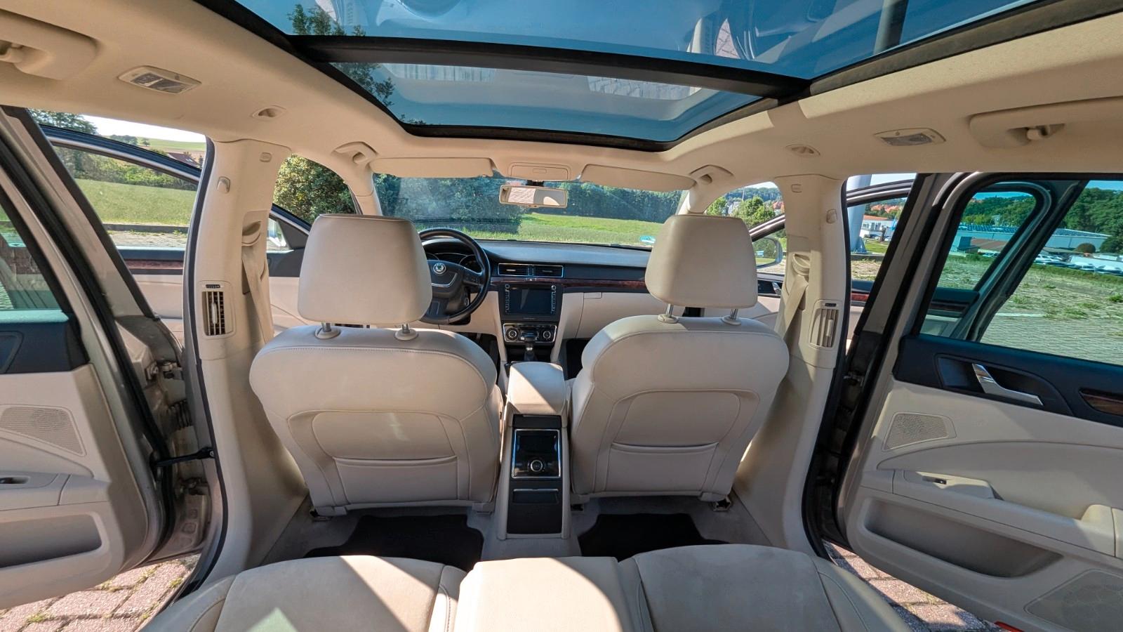 Skoda Superb 2011 — двигун 1.968 cm³, 170 HP (125kW)