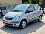 Mercedes-Benz A 160 Automatik *erst 98.161 KM* Klima PDC TÜV - gebrauchte Mercedes-Benz A 160 aus dem Jahr 2002