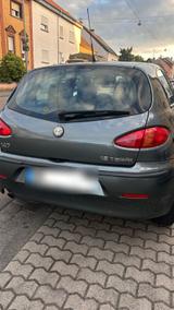 Alfa Romeo 147 1.6 Benzina - Alfa Romeo 147 aus 2002