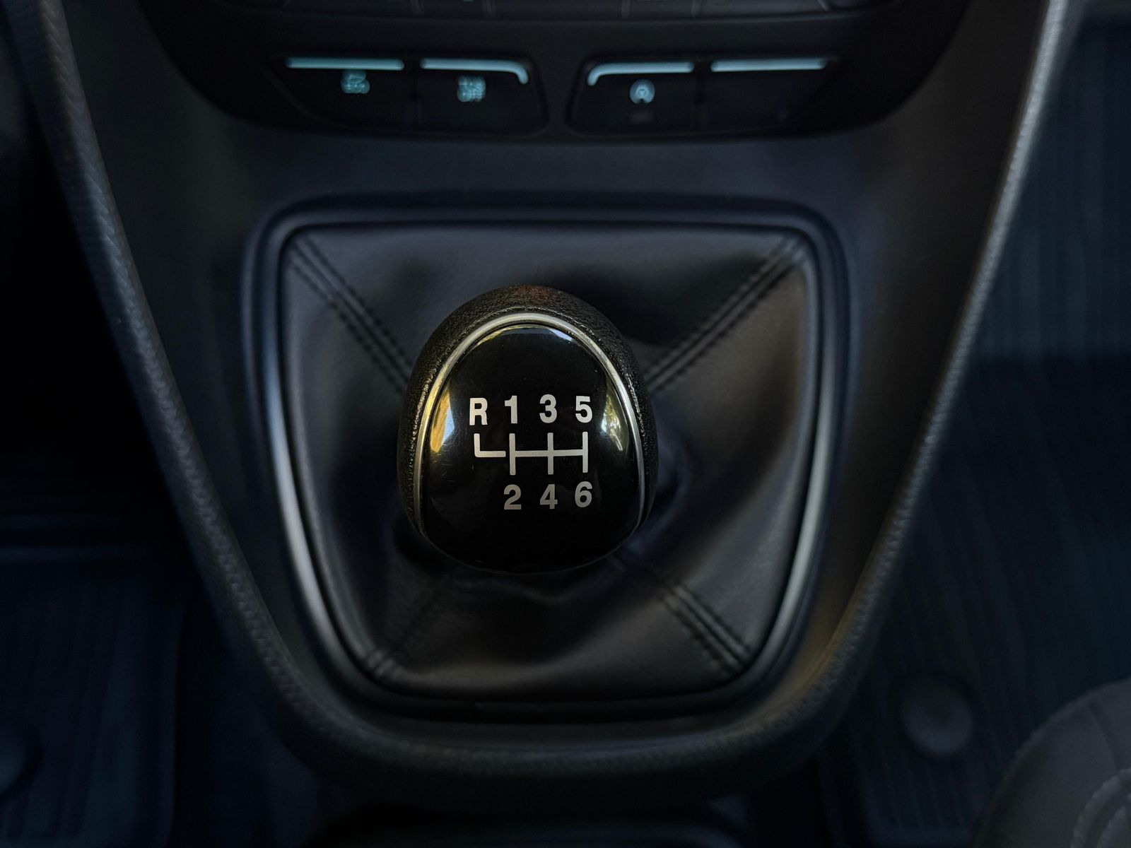 Fahrzeugabbildung Ford Transit Connect 1.5 TDCi Trend XEN+SHZ+KAM+REGAL
