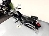 Kawasaki VN 900 Custom Vulcan nur 8.450 km! Ledercase! - KAWASAKI CHOPPER 900