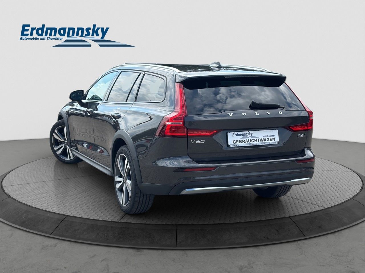 Volvo V60 B4 Cross Country Ultimate AWD/AHK/Pano/StHz foto 2