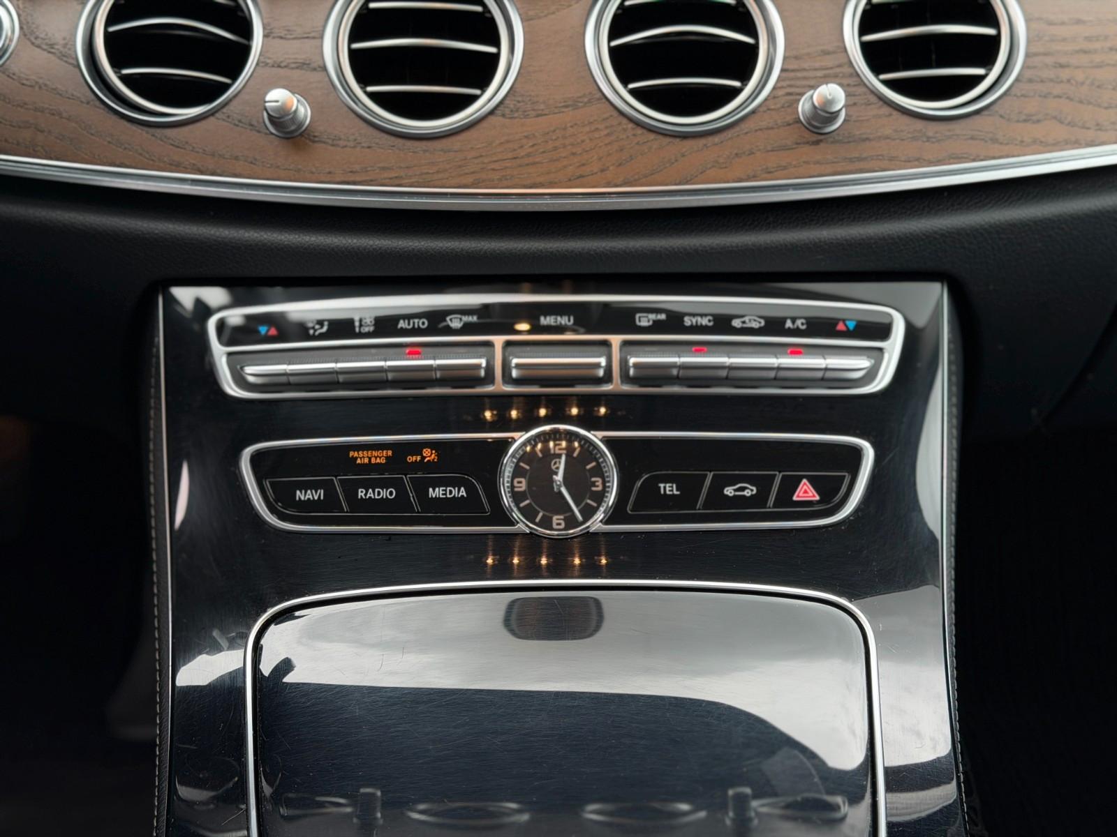Mercedes-Benz E 400 E Limousine 4Matic *Navi*KeyL *Kamera *LED