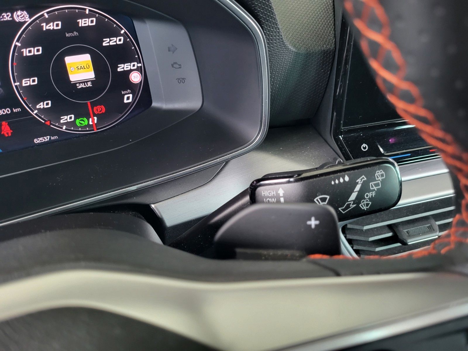 Fahrzeugabbildung SEAT Leon FR AHK/WINTER-P/LED/NAVI/KEYLESS/KAMERA
