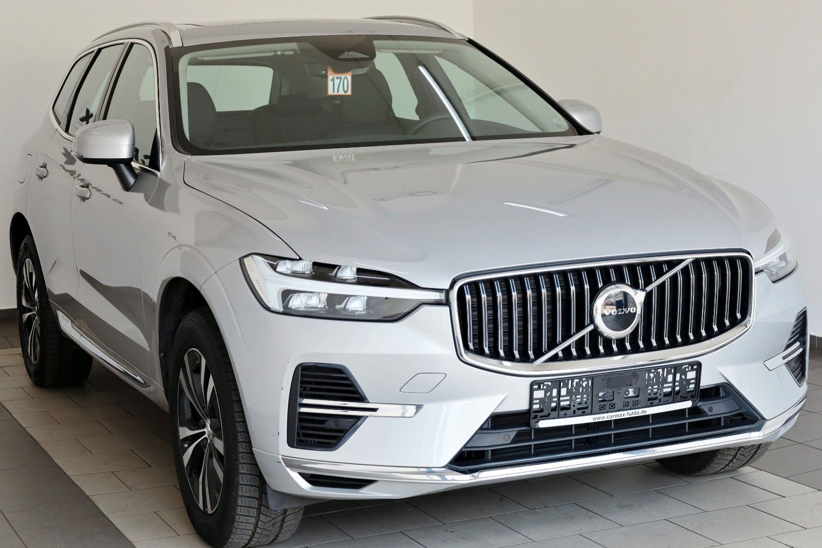 Fahrzeugabbildung Volvo XC60 T6 AWD Inscription,Kamera,4xSH,ACC,Pano,AHK