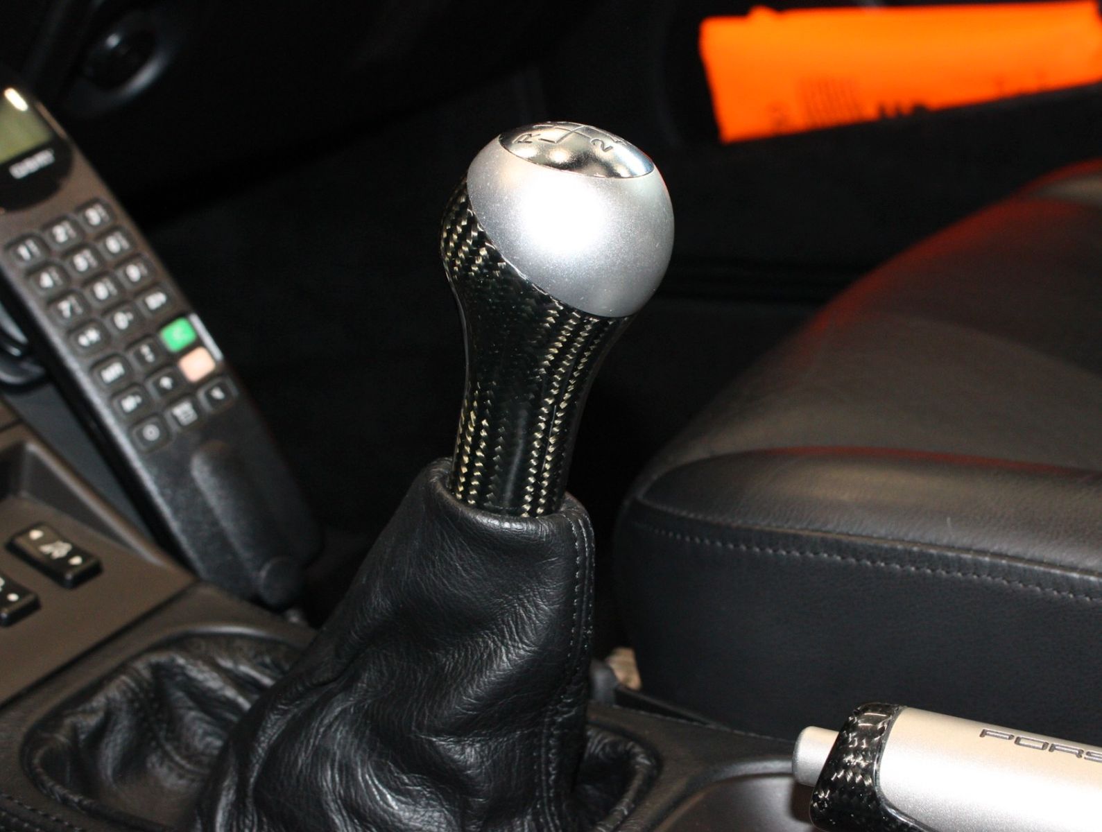 Fahrzeugabbildung Porsche 993 Carrera 4  1. Hand + Sammler + Lückenlos PZ