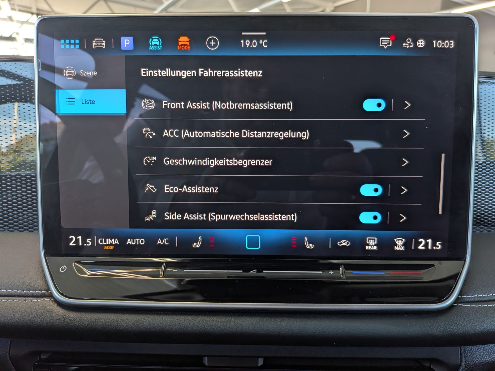 Fahrzeugabbildung Volkswagen Tiguan 1.5 eTSI ENERGY HD-Matrix 360 AHK 19