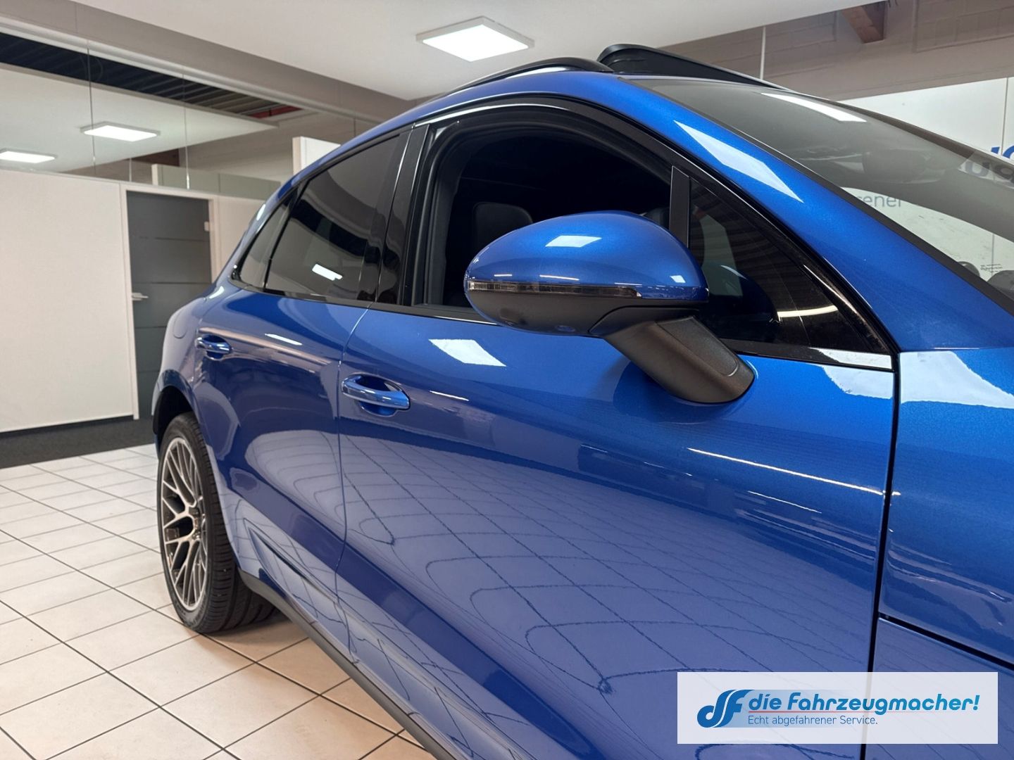 Fahrzeugabbildung Porsche Macan S El. Panodach Navi Memory Sitze Soundsyst