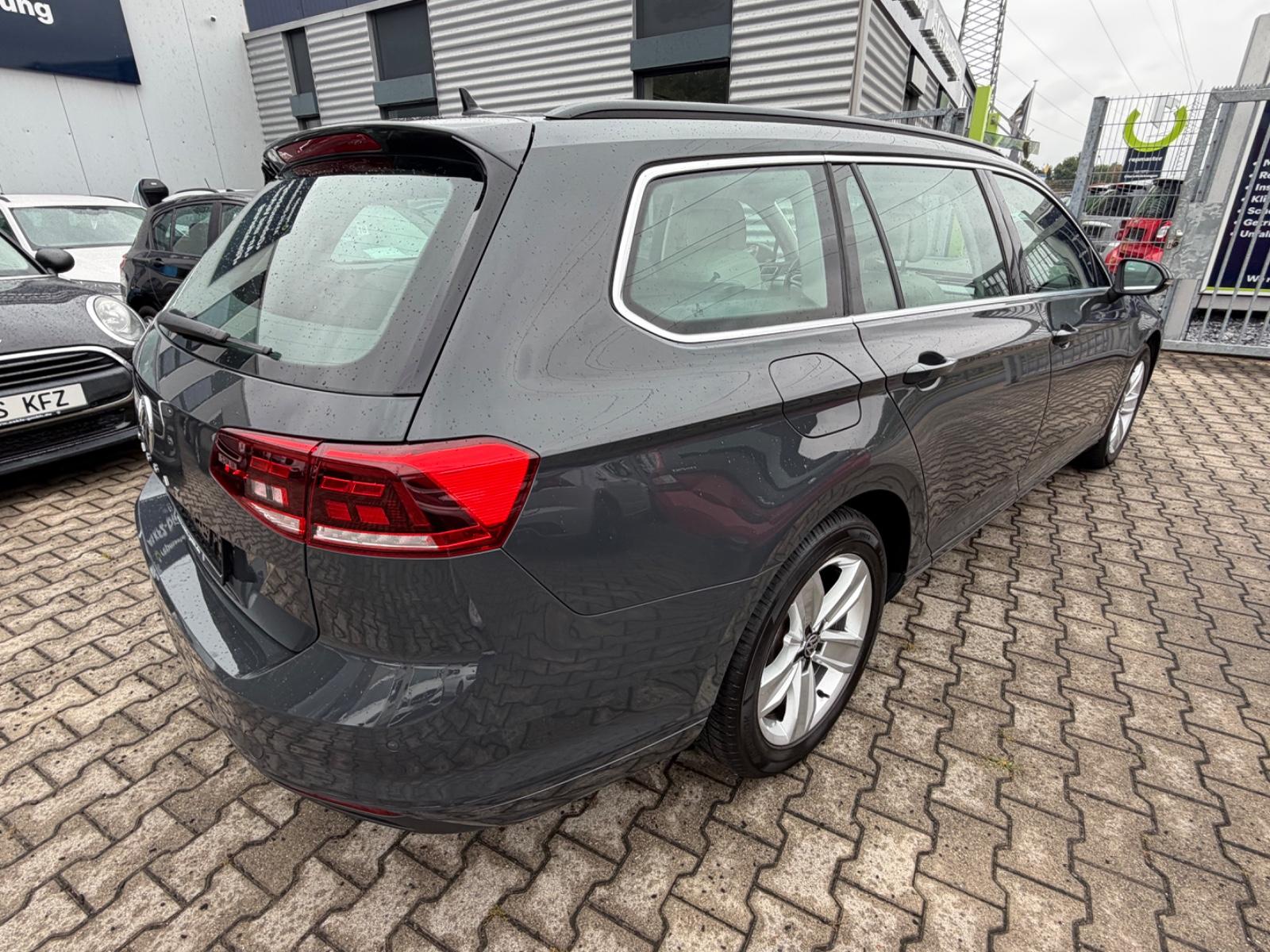 Volkswagen Passat Business LEDER KLIMA LES ALU ́S, миниатюра 7