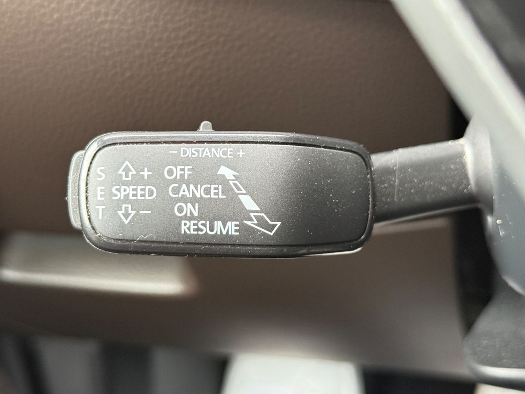 SKODA Superb – Bild 13 von 25