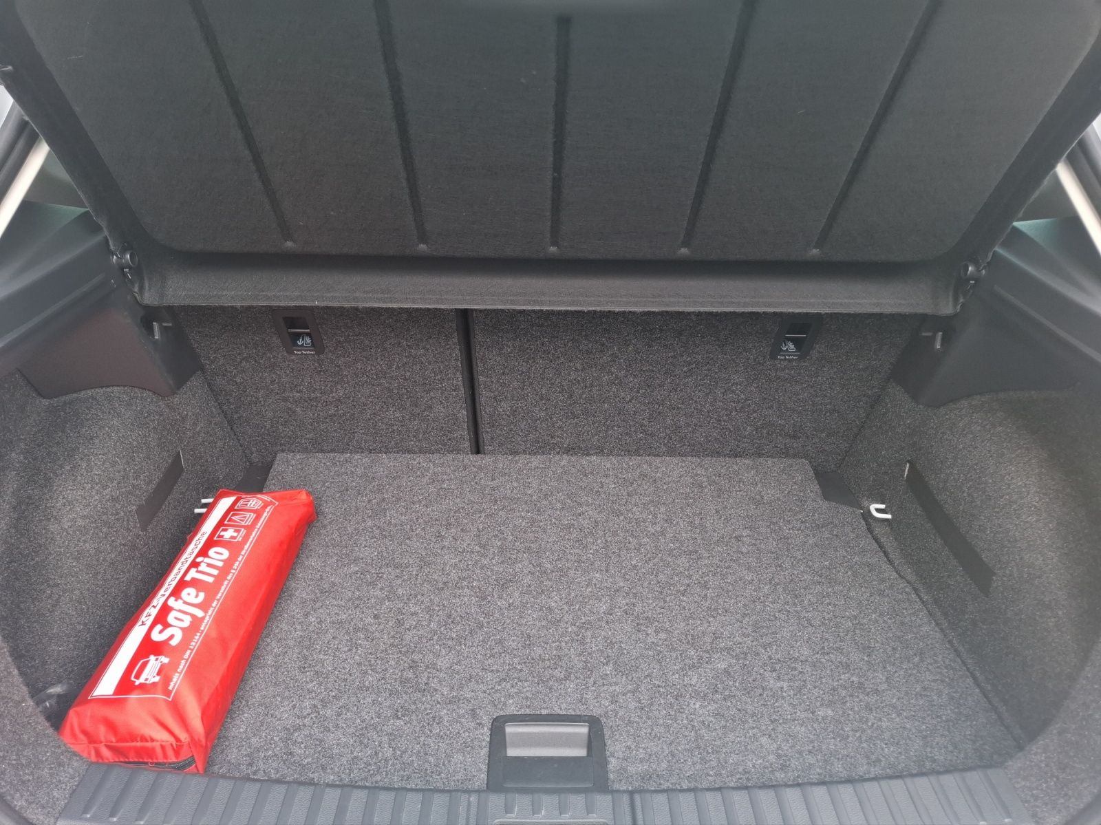 Fahrzeugabbildung SEAT Ibiza TSI Style LED Navi ACC VC RFK SH LM