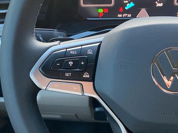 Volkswagen T7 Multivan 2.0TDI DSG Edition CarPlay RFK SHZ