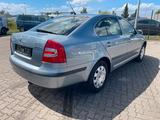 Skoda Octavia Ambiente AUTOGAS KLIMAAUTO. AHK HU 11/25 - Skoda: Auto