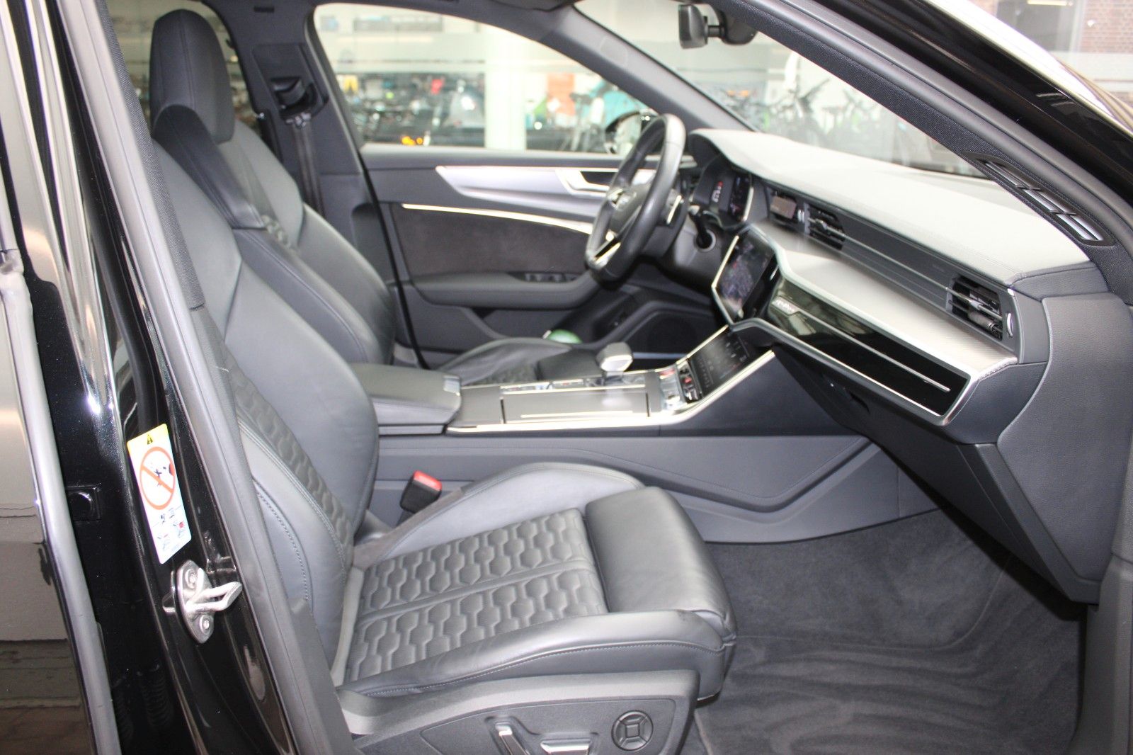 Audi RS6 RS 6 Avant 4.0 TFSI quattro foto 13