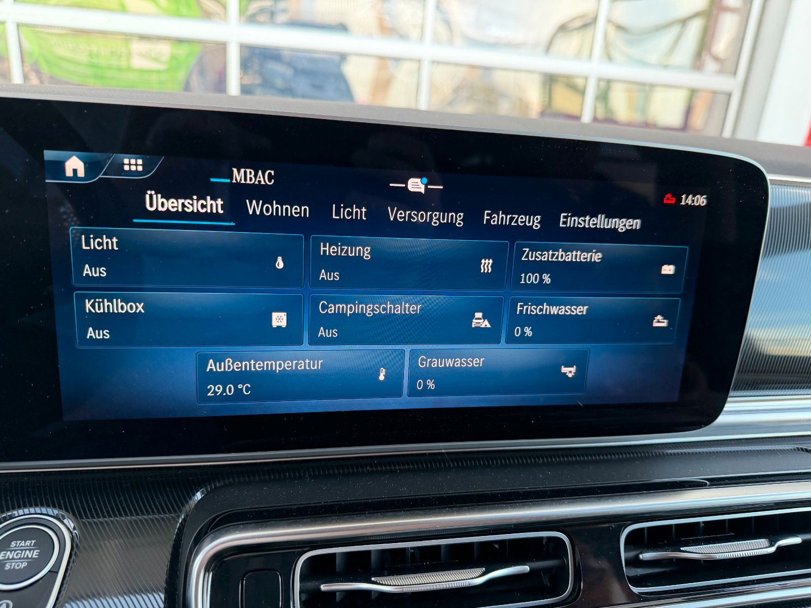 Fahrzeugabbildung Mercedes-Benz V 220 d Marco Polo AIRMATIC DISTRONIC AHK2,5to