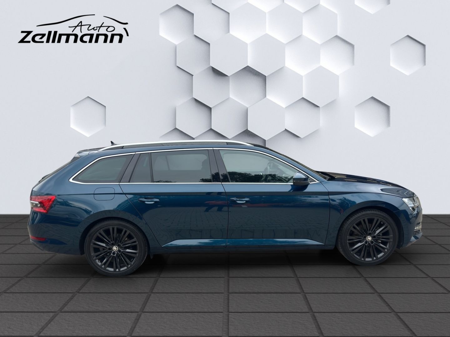 Superb Combi Style 1.5 TSI 110KW DSG AHZV FrontA