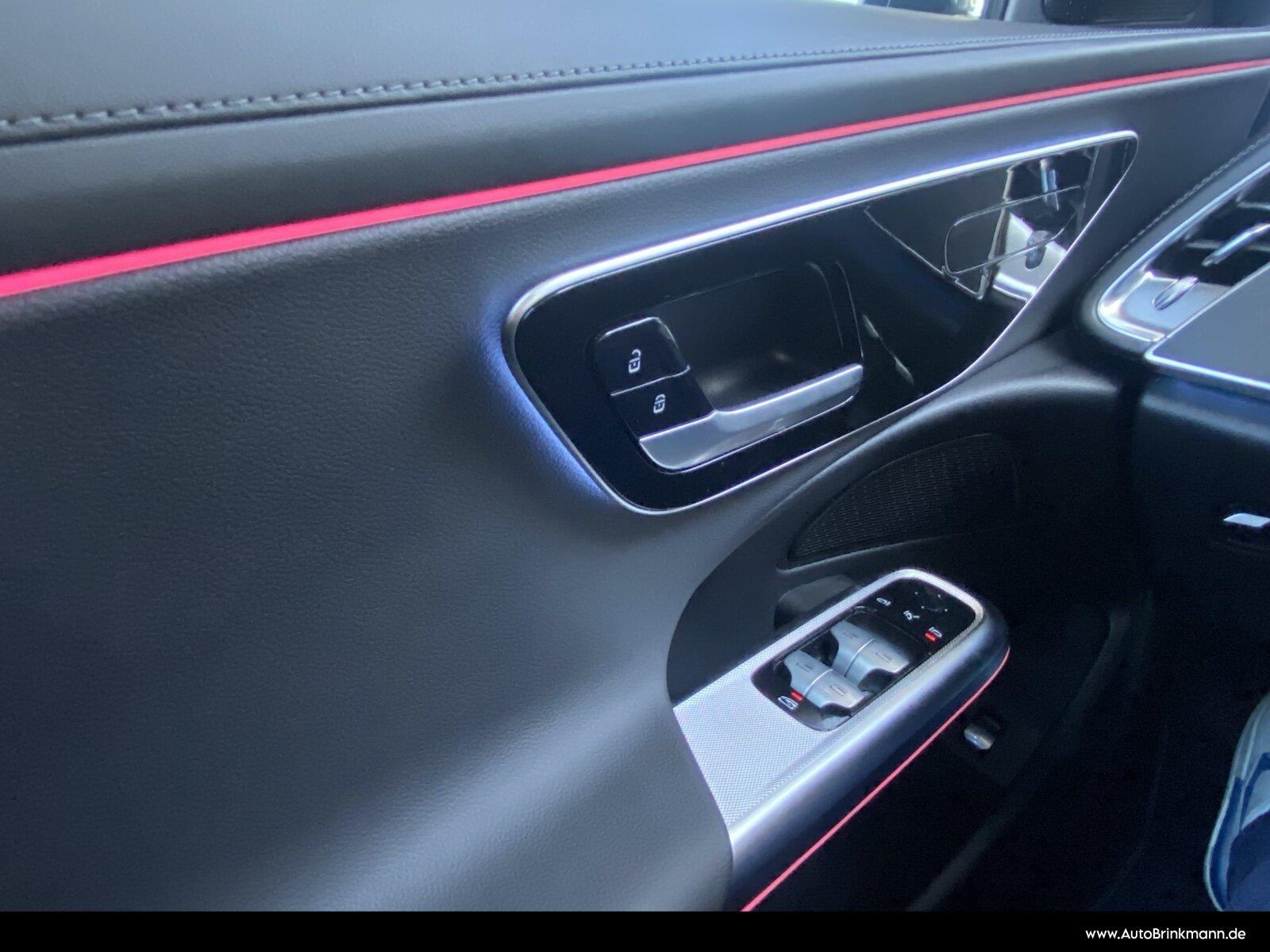 Mercedes-Benz E 220 d T AMG-LINE/AHK/DISTRONIC/LED/KAMERA/TOTW