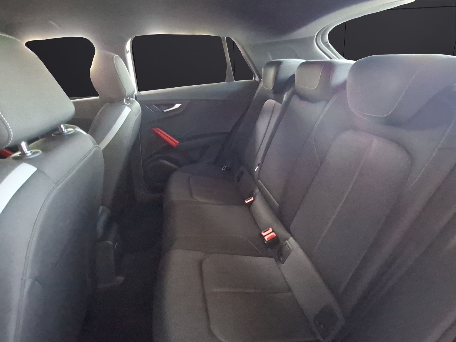 Fahrzeugabbildung Audi Q2 TFSI quattro S-Line Navi AVC ACC PDC SHZ APP
