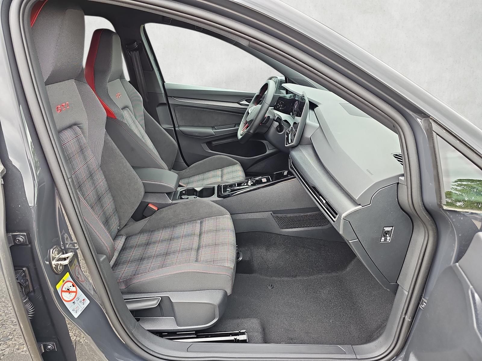 Volkswagen Golf 2.0 TSI DSG GTI / IQ.Light / Rückfahrkamera foto 11