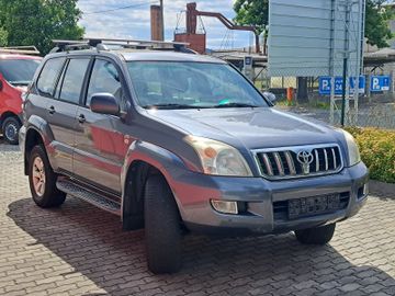 Toyota Land Cruiser - 3