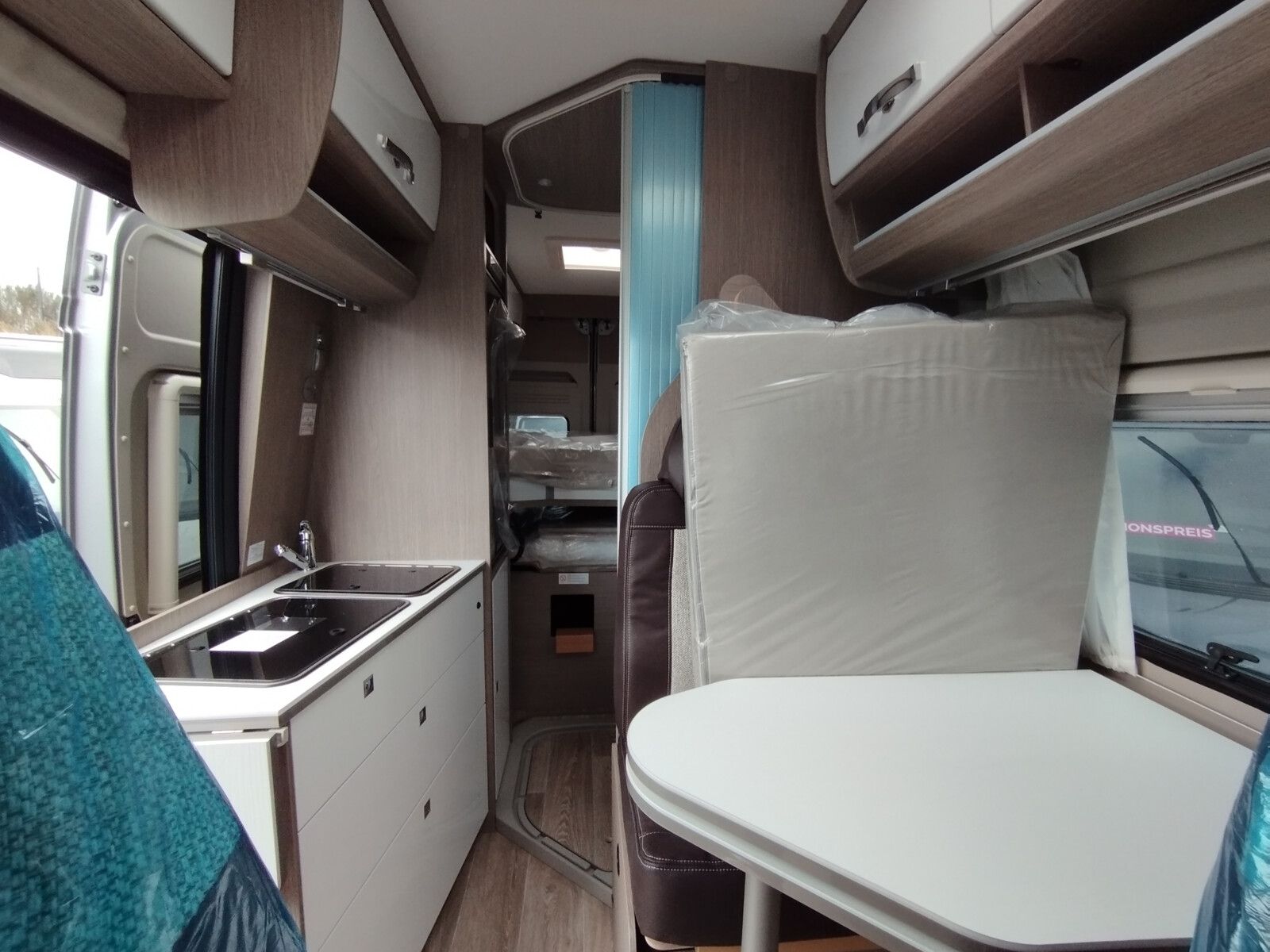 Fahrzeugabbildung Pössl Roadcruiser Revolution Citroen 165 PS Markise,RK