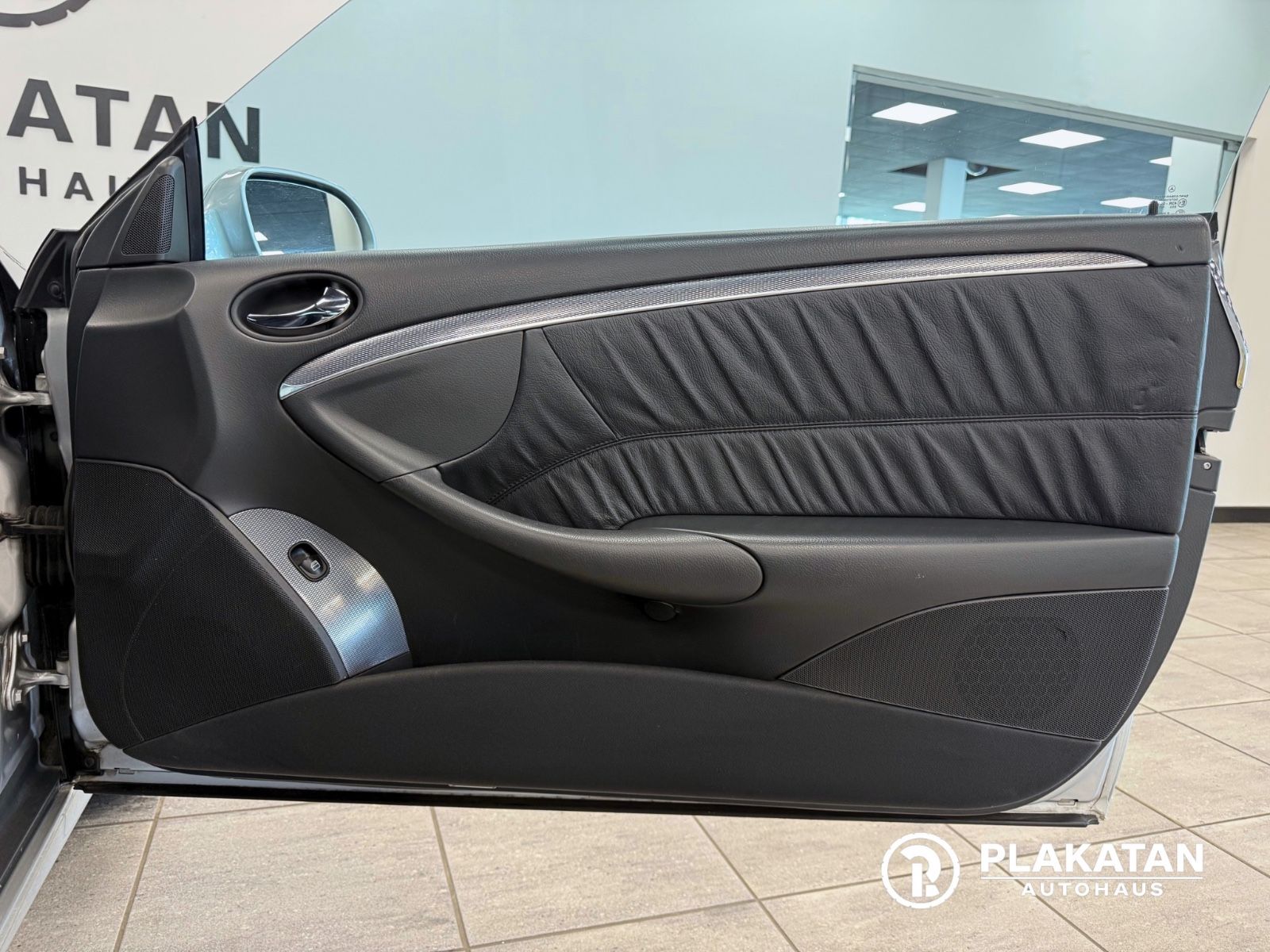 Fahrzeugabbildung Mercedes-Benz CLK 200 Cabrio Leder Memory Bi-Xenon MB-Service