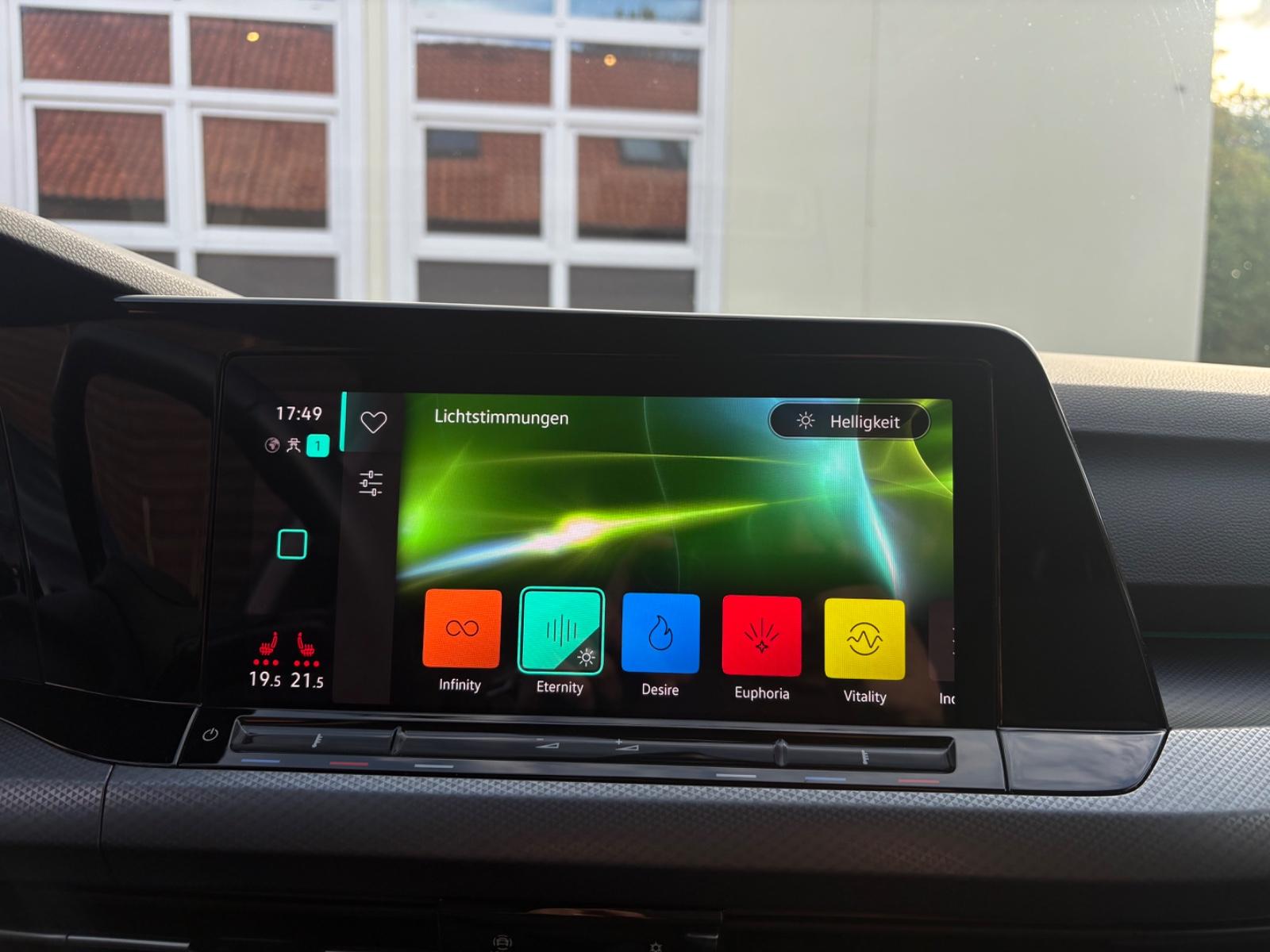Volkswagen Golf VIII Lim. Active StHz/HuD/Kamera/ACC/Ambien, миниатюра 29