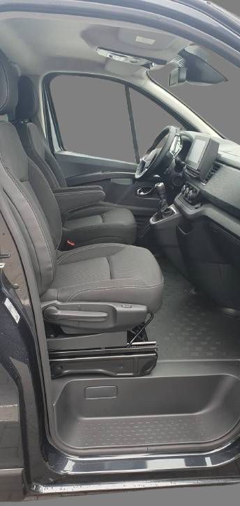 Fahrzeugabbildung Renault TRAFIC Pkw Grand Evolution Blue dCi 150 MY24