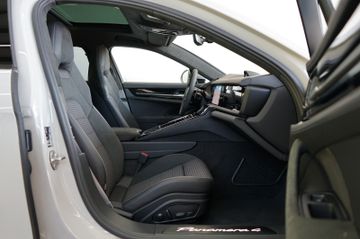 Porsche Panamera - 6