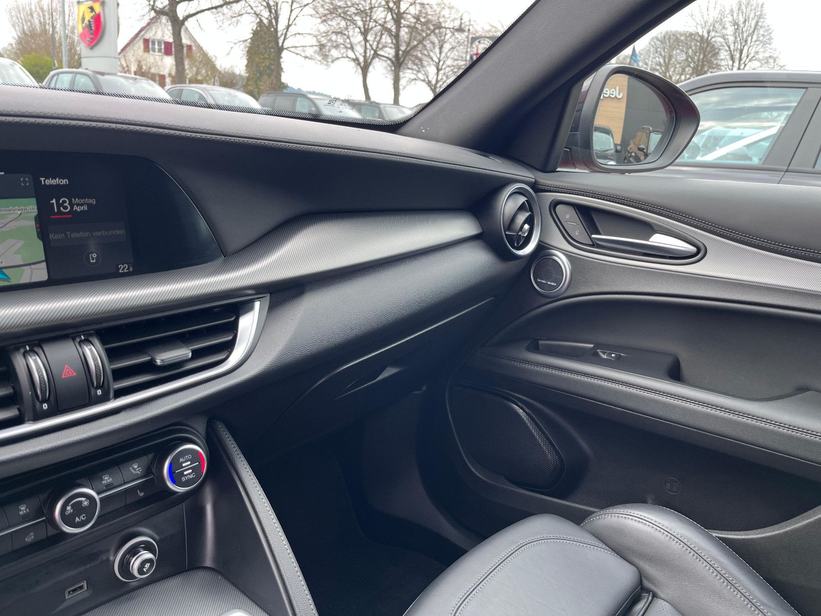 Fahrzeugabbildung Alfa Romeo Stelvio Veloce Q4