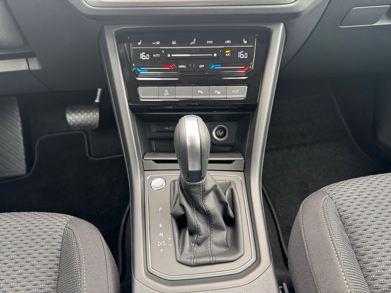 Fahrzeugabbildung Volkswagen Touran Comfortline 1.5 TSI