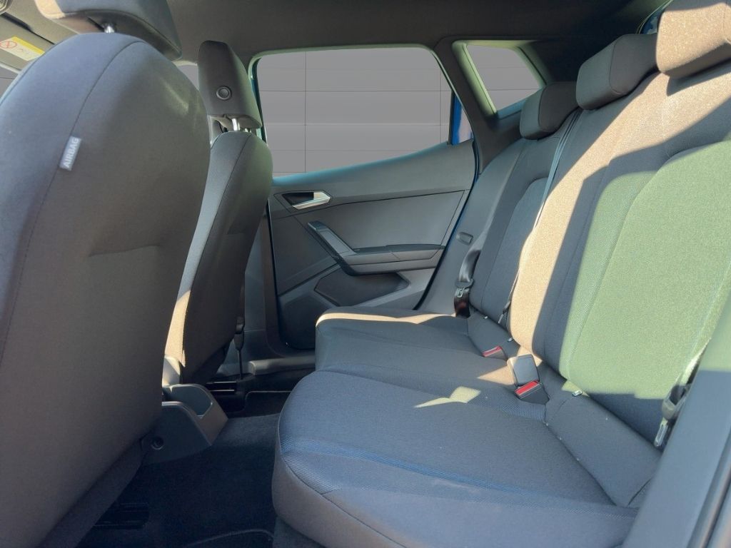 Fahrzeugabbildung SEAT Arona FR, Allwetter, RFK