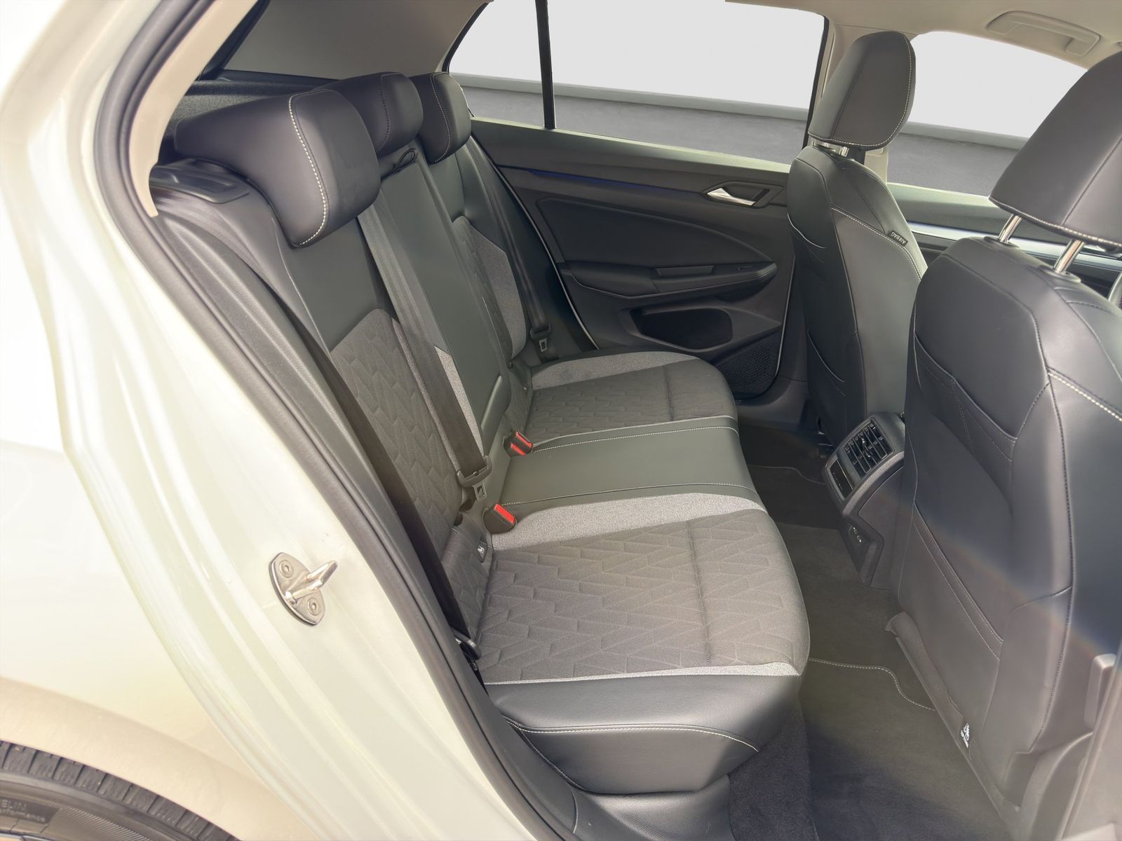 Volkswagen Golf - Bild 16