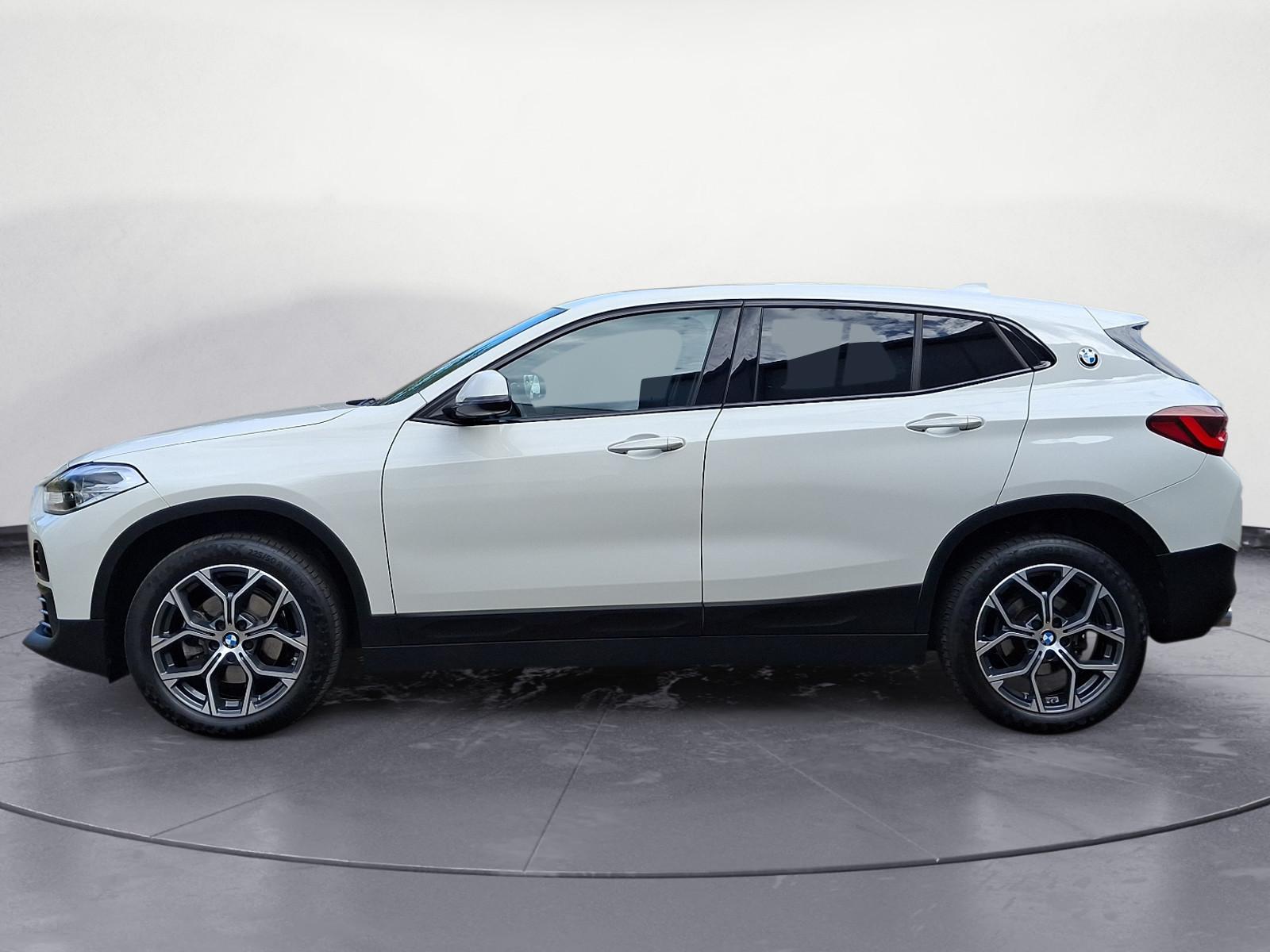 BMW X2 sDrive18d Aut. Klimaaut. Sportsitze HIFI PDC, миниатюра 3