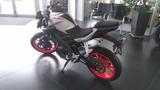Yamaha MT-125 Ice Fluo - YAMAHA MT125