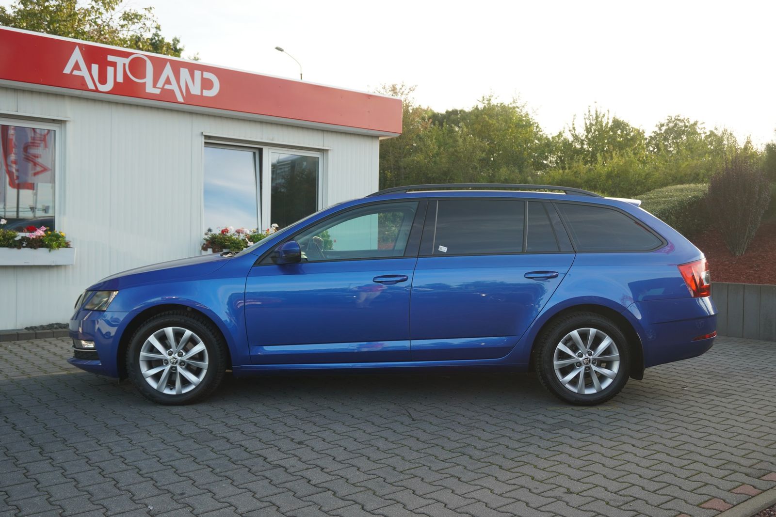 Skoda Octavia Combi 1.5 TSI Style Android Apple PDC imagem 3