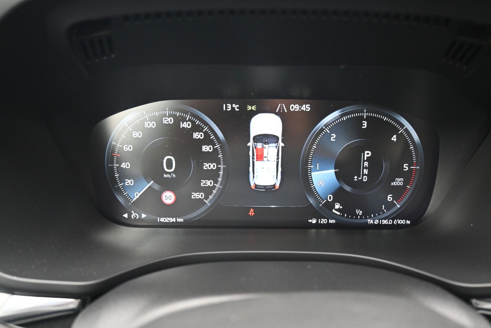 Fahrzeugabbildung Volvo XC60 D4 AWD Momentum *AHK*NAVI*LEDER*LED*