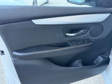 BMW 218 - 10
