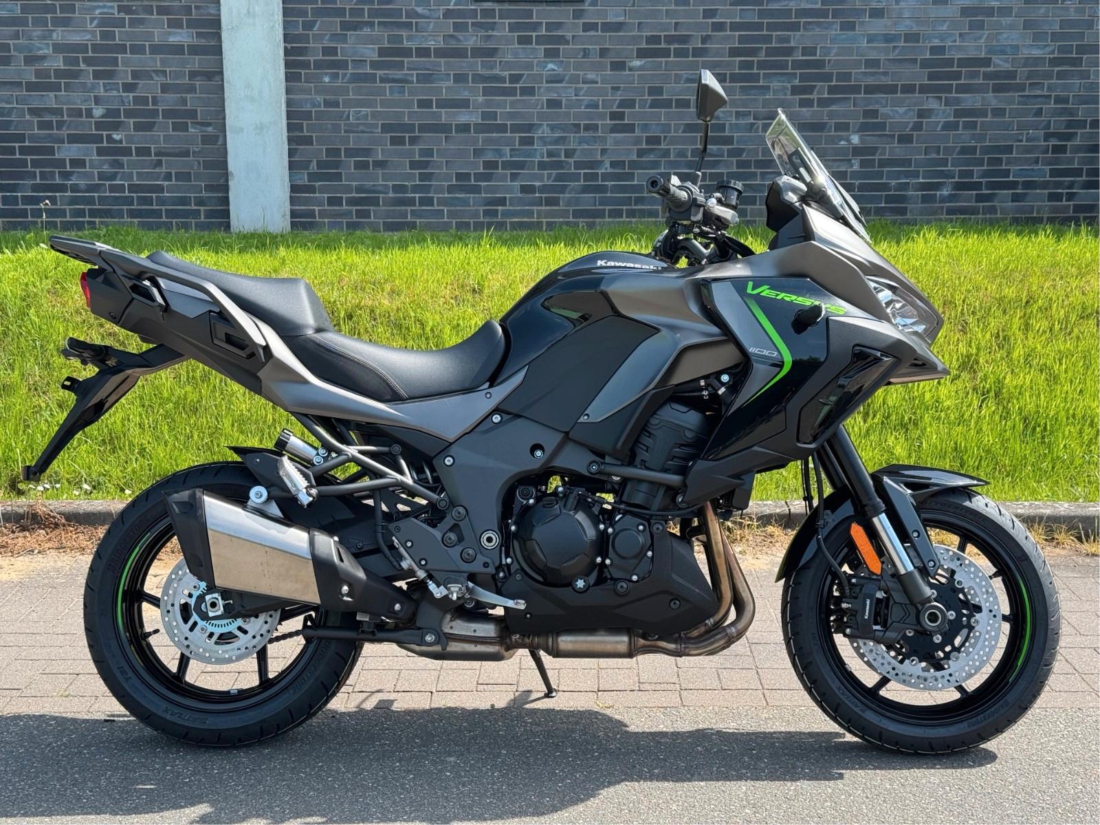 Kawasaki Versys 1100*Tempomat*LED*KTRC*ABS*4.J. Garantie*