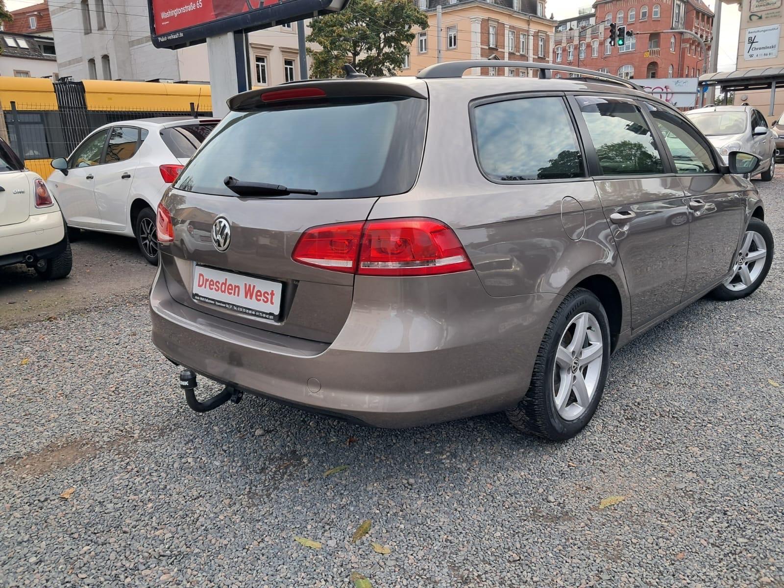 Volkswagen Passat 2011 — photo 7