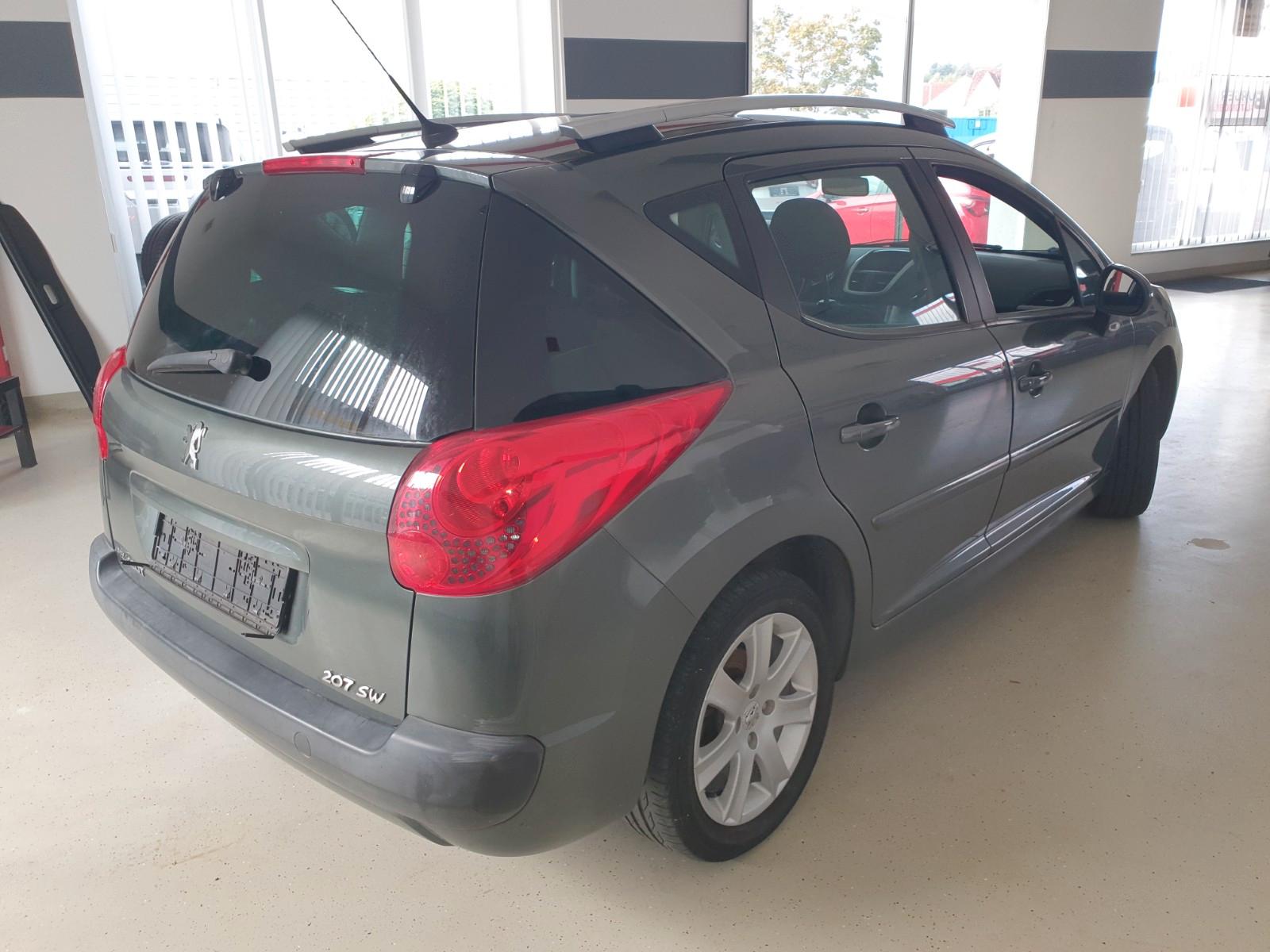 Peugeot 207 2009 — photo 5