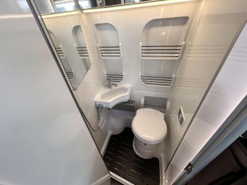 Westfalia Sven Hedin LIMITED LEDER 177PS ACC LED Markise