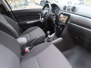 Fotografie 10 des Suzuki Vitara 1.4 S 4x4 LM `17 6-G Bluetooth