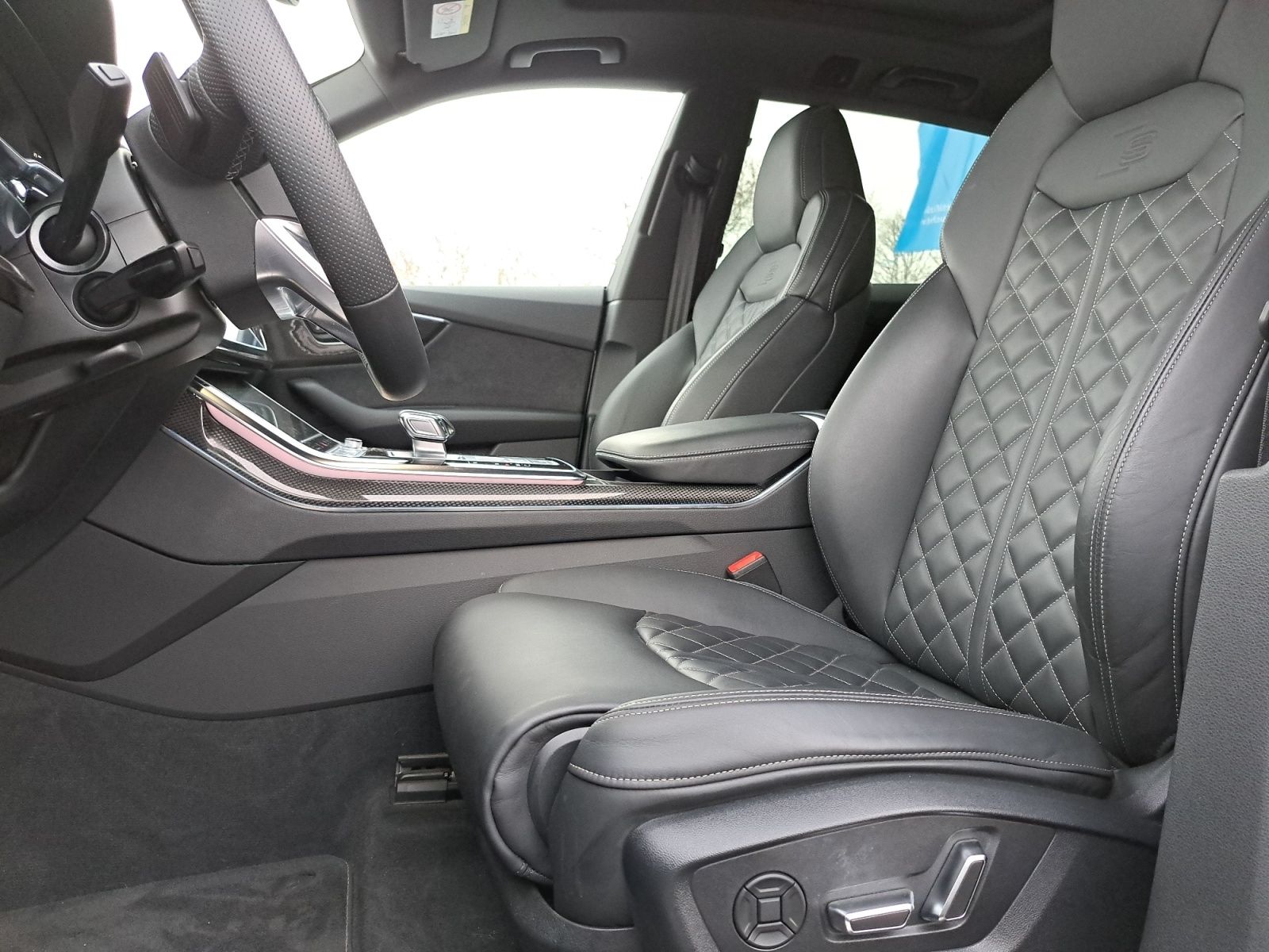 Audi SQ8 - Bild 16