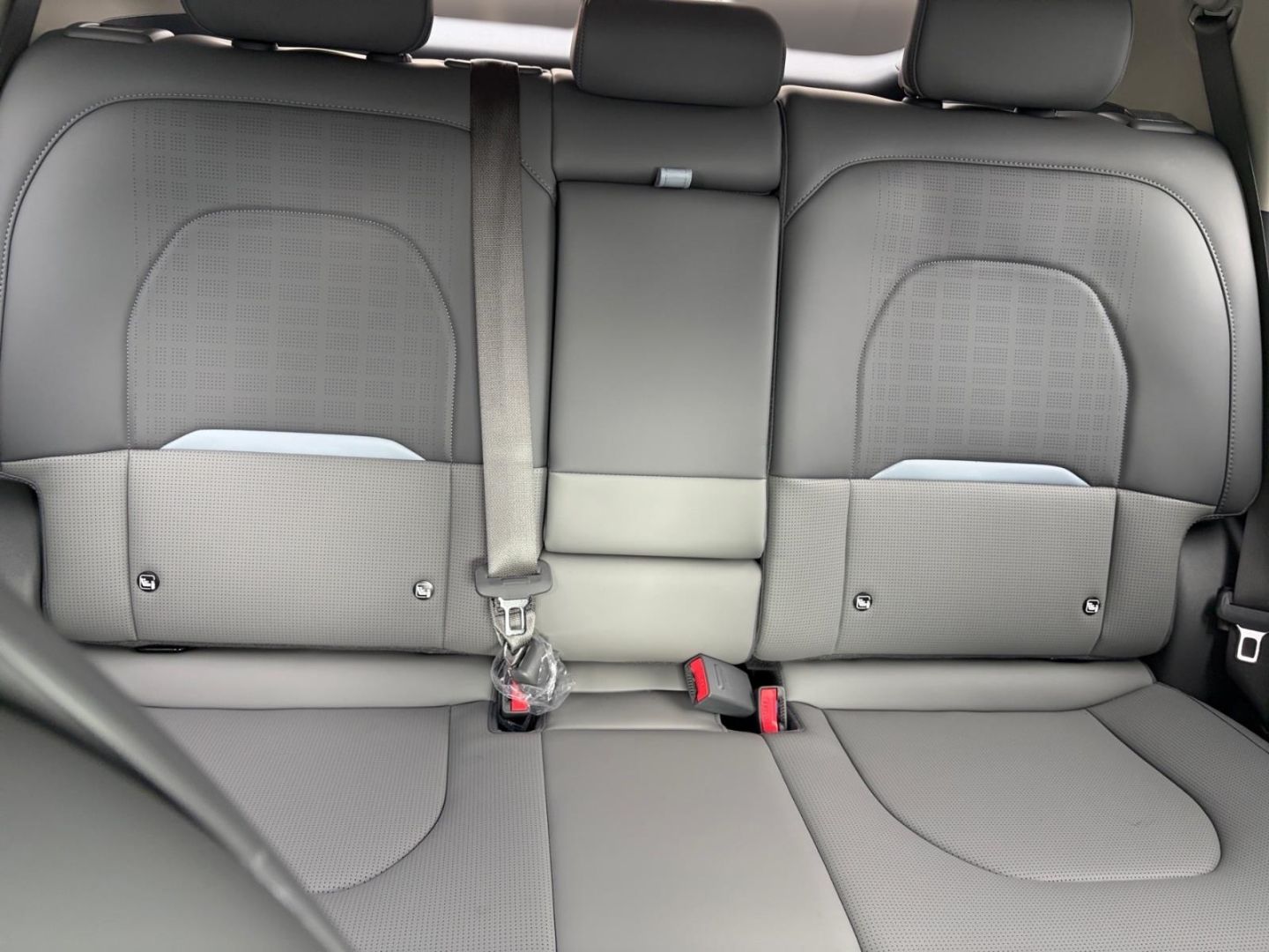 Fahrzeugabbildung Kia EV3 Earth 81.4 kWh HarmanKardon 360° Kamera LED