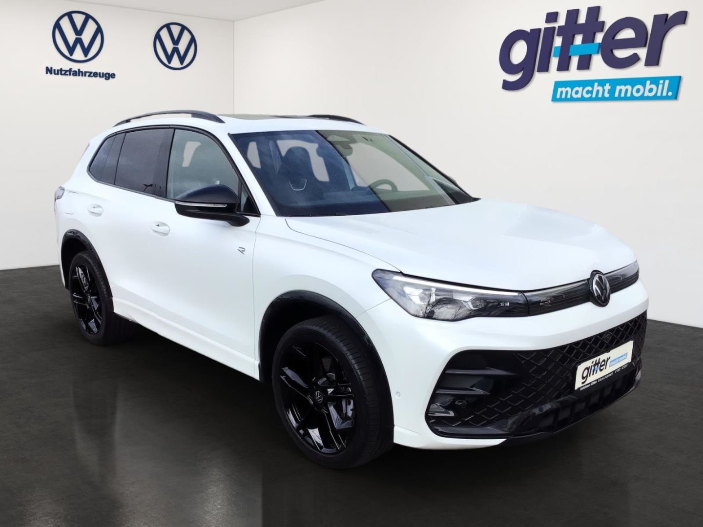 Volkswagen Tiguan R-LINE 4M BLACKSTYLE MATRIX HEADUP PANNO  imagem 2